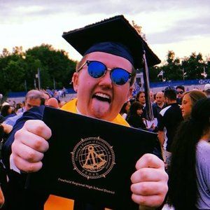 Meet your Posher, Connor